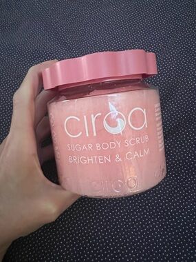 Ciroa Strawberry & Fig Sugar Body Scrub - Brighten & Calm
